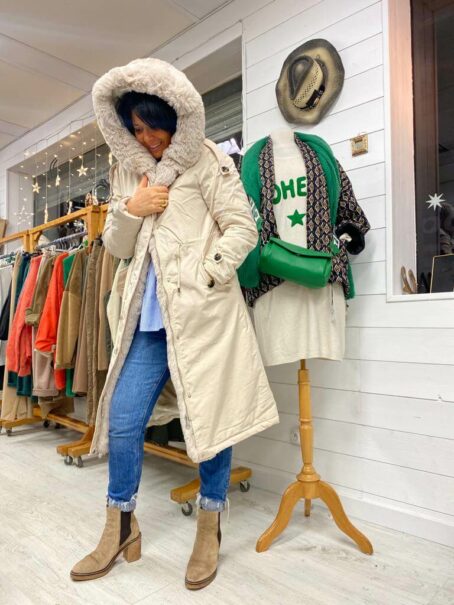 MANTEAU FOURRURE ISMA BEIGE – Image 2